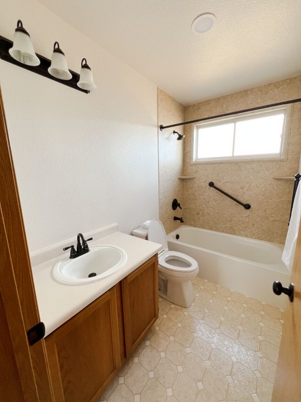 Renovated Small Bathroom